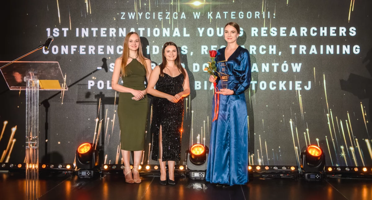 Zdjęcie przedstawicielek samorządu Politechniki Białostockiej