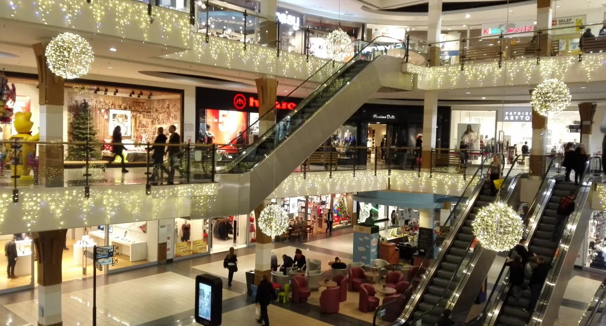 Zdjęcie wnętrza galerii handlowej w Białymstoku/ Fakty Białystok