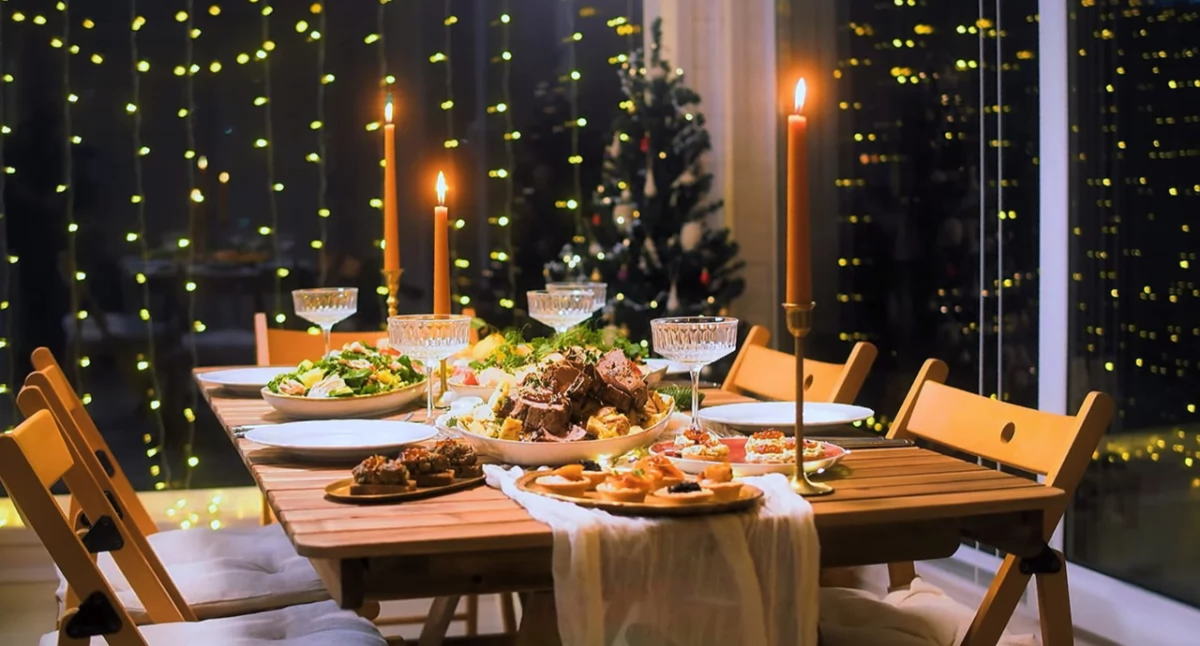 Zdjęcie świątecznego stołu/ Pixabay.com