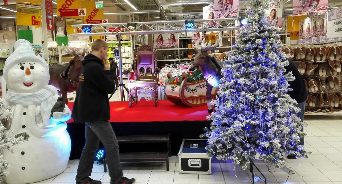 Zdjęcie stoiska w galerii handlowej/ Fakty Białystok