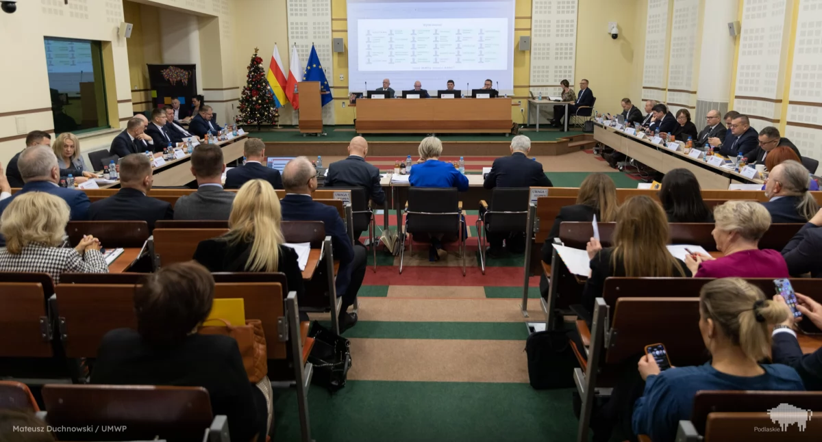 Zdjęcie z posiedzenia Sejmiku Województwa Podlaskiego/ podlaskie.eu