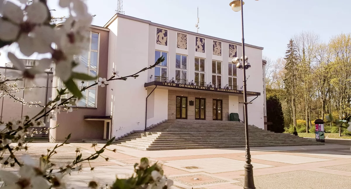 Zdjęcie budynku Teatru Dramatycznego/ Teatr Dramatyczny