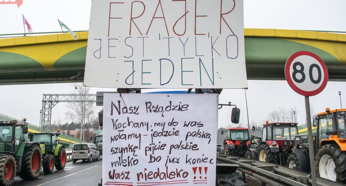 Zdjęcie traktorów na proteście rolników/ Fakty Białystok