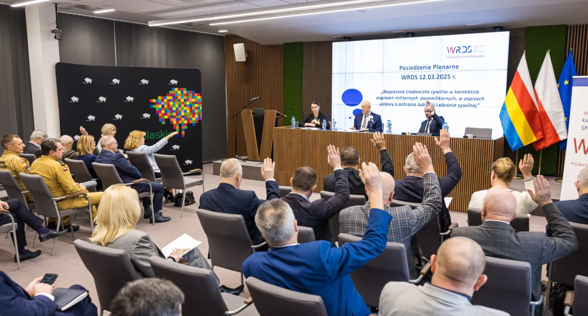 Zdjęcie z posiedzenia wojewódzkiej Rady Dialogu Społecznego/ podlaskie.eu
