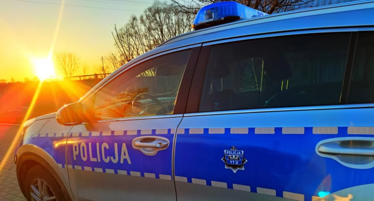 Zdjęcie policyjnego radiowozu/ podlaska.policja.gov.pl