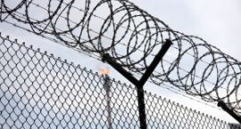 security-fence-4-1398073-m