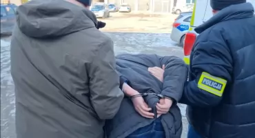 Metodą „na wnuczka” wyłudził ponad 60 tys. zł. Zatrzymali go hajnowscy policjanci