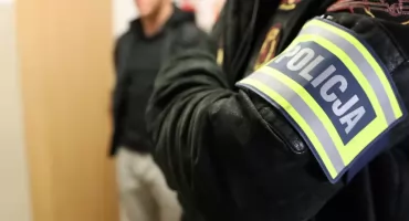 Mężczyzna ukradł kody blik. Wpadł dzięki czujnej policjantce na wolnym