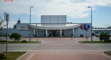 Galerie handlowe wykańczają lokalny biznes